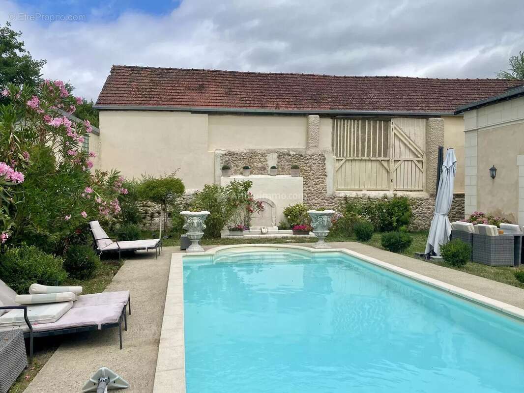 Charmante maison avec piscine à 5 minutes de LA CHARTRE SUR LE LOIR - photo 13
