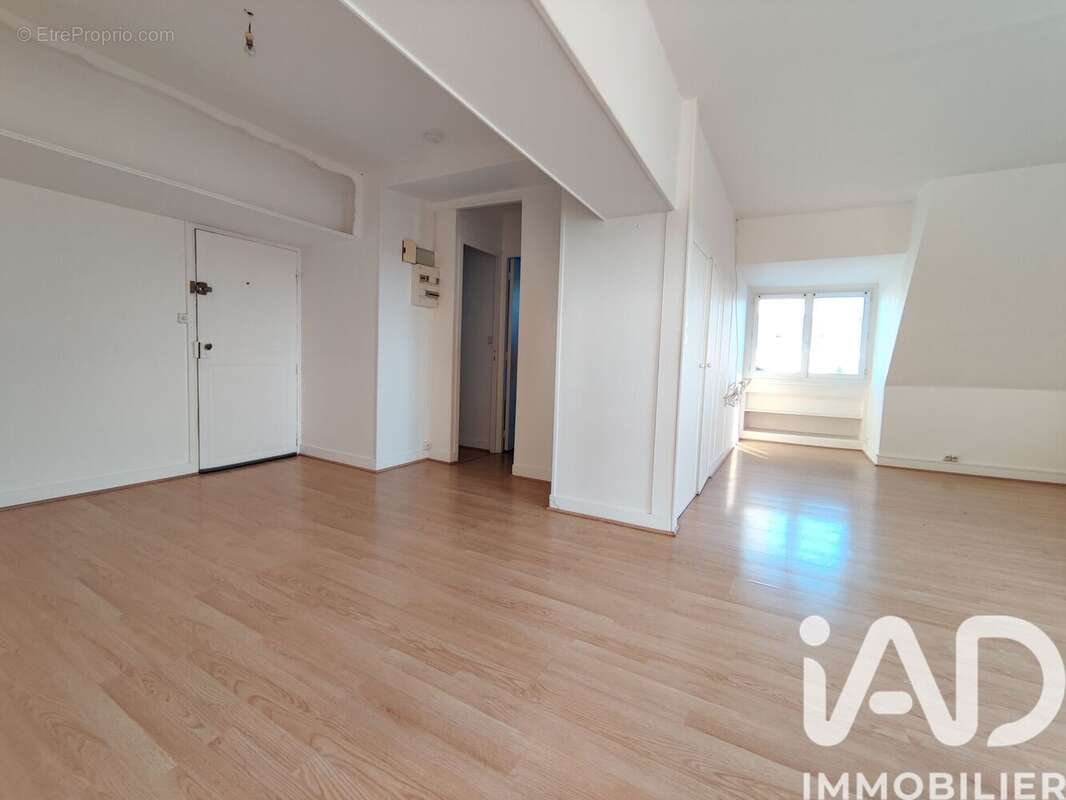 Appartement 55 m² à Sainte-Maure-De-Touraine  - photo 9