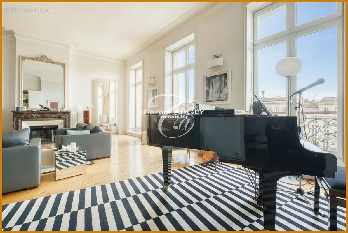 Appartement à BORDEAUX