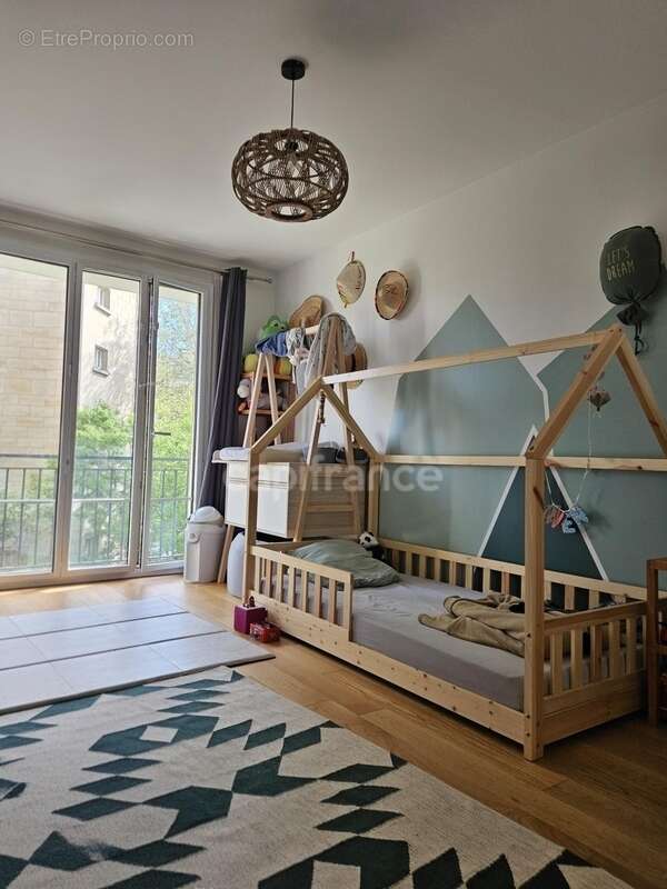 Appartement à PARIS-20E