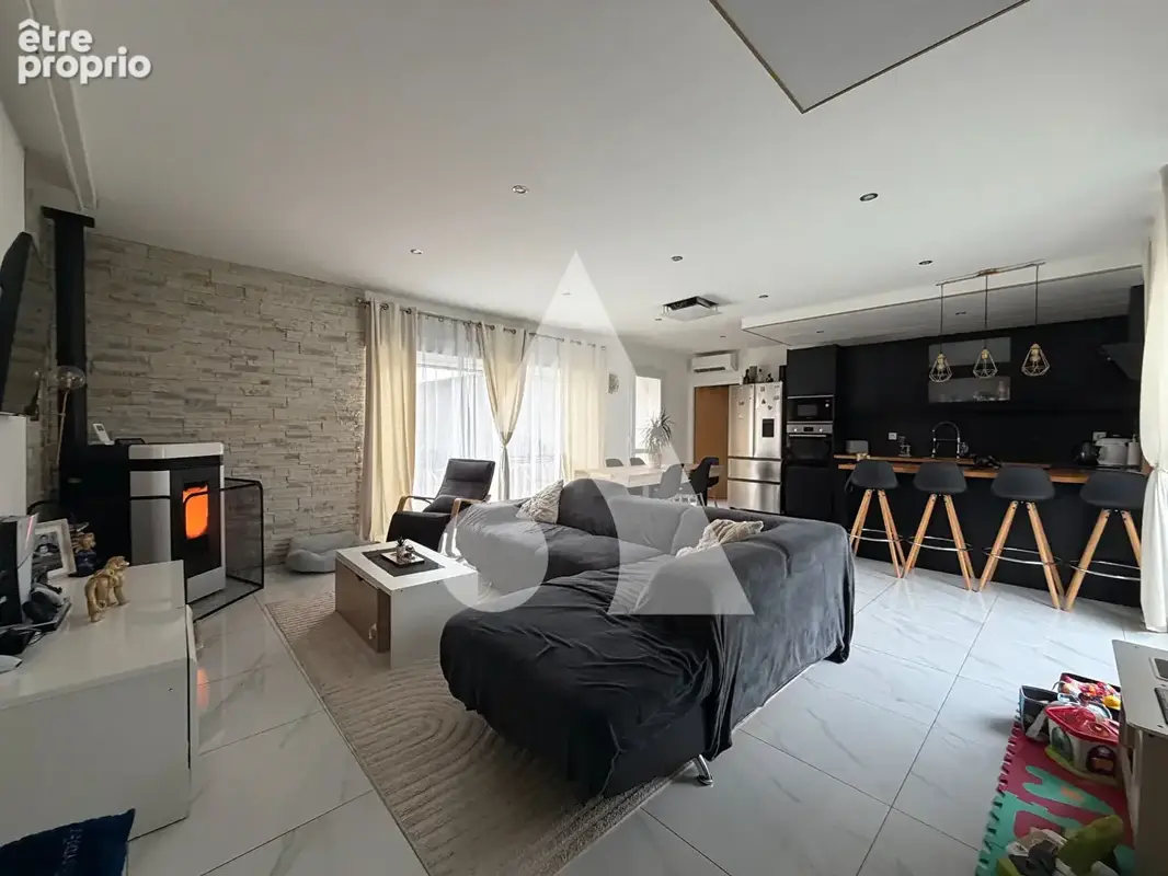 Maison Saint-maxire 5 pièce(s) 121.61 m2 - photo 2