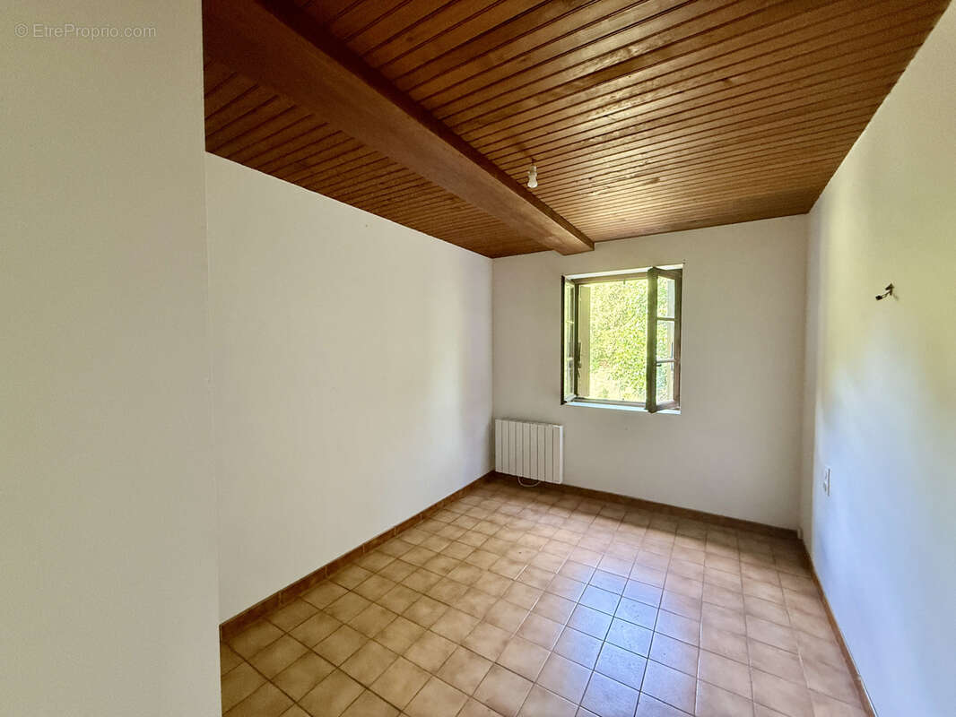 Maison à MARCILLAC-SAINT-QUENTIN