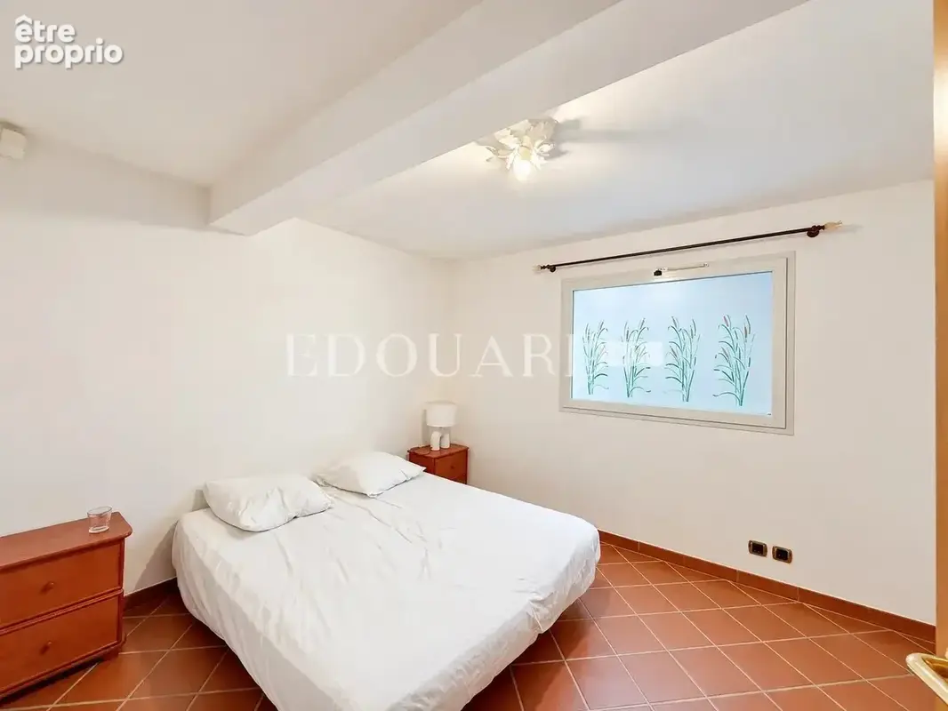 Dans un domaine privé et sécurisé, à vendre villa de prestige avec vue panoramique sur la Principauté de Monaco - photo 40
