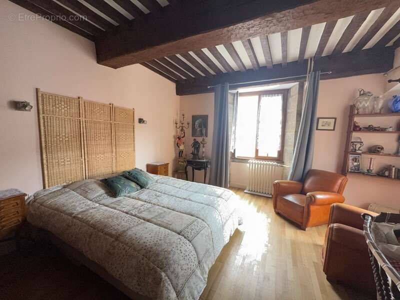 Maison atypique 180 m² – Centre Jussey (70) – Fort potentiel - photo 9