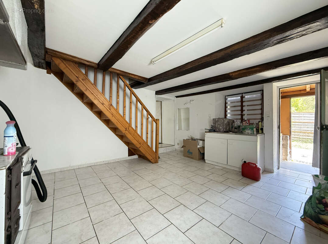 Maison à ATTIGNY