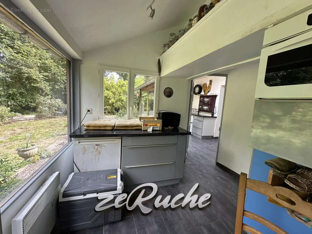 Grande maison de caractère à Cahagnes de 411m², 3 chambres d'hôtes et 2 gîtes - photo 6