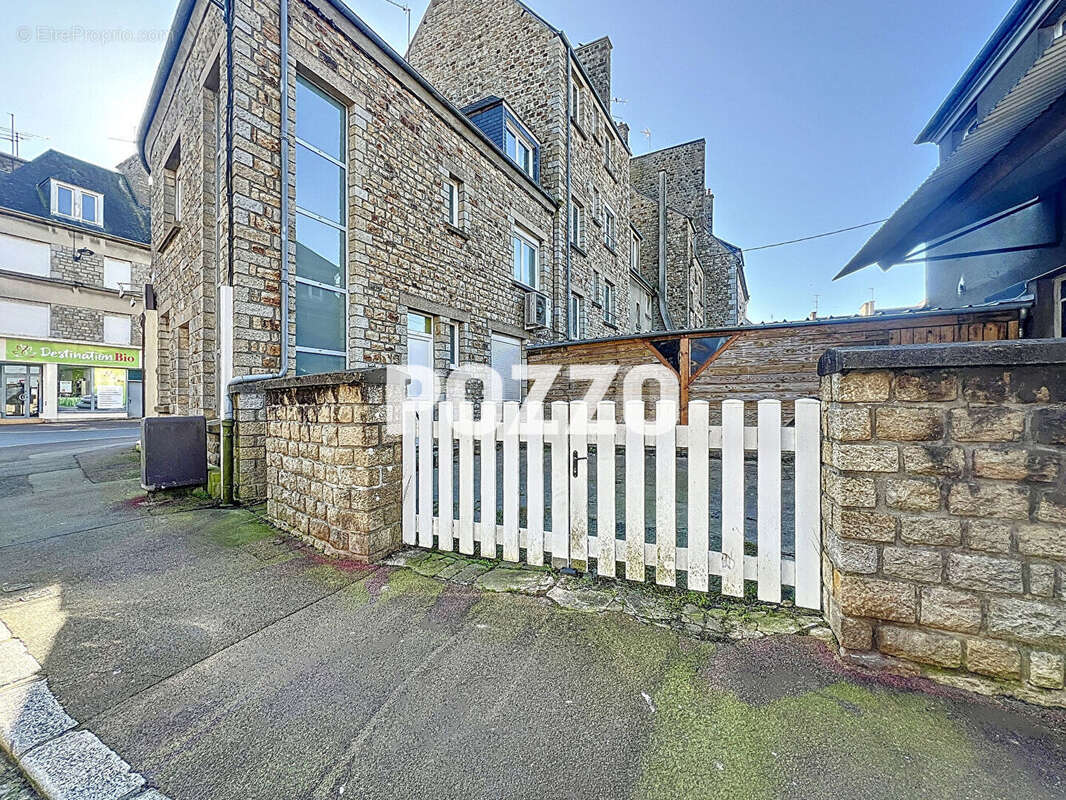 Appartement à SAINT-HILAIRE-DU-HARCOUET