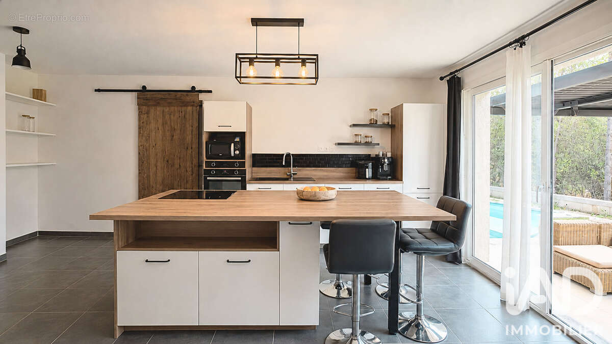 Maison 83 m² à La Bastide-Des-Jourdans  - photo 3