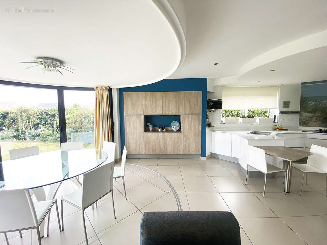 Maison à ESQUELBECQ