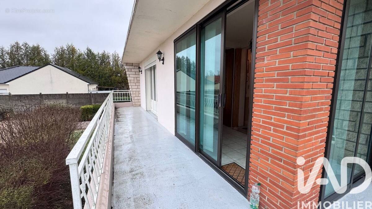 Photo 1 - Maison à MAIZIERES-LA-GRANDE-PAROISSE