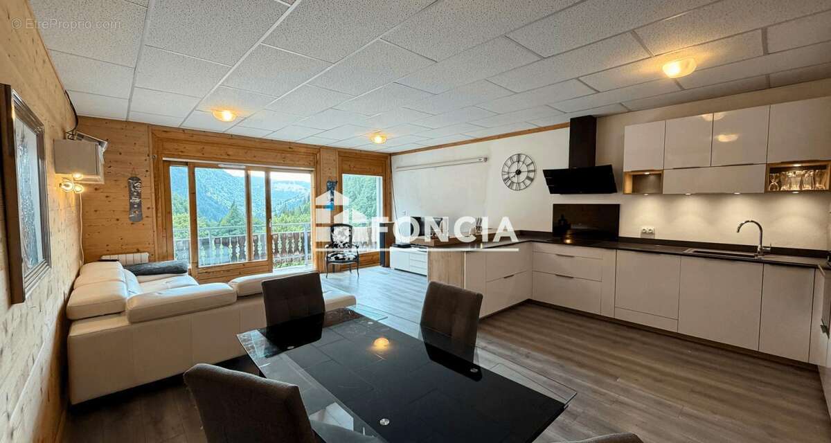 Appartement lumineux de plus de 100 m² au cœur du village de La Giettaz - photo 2