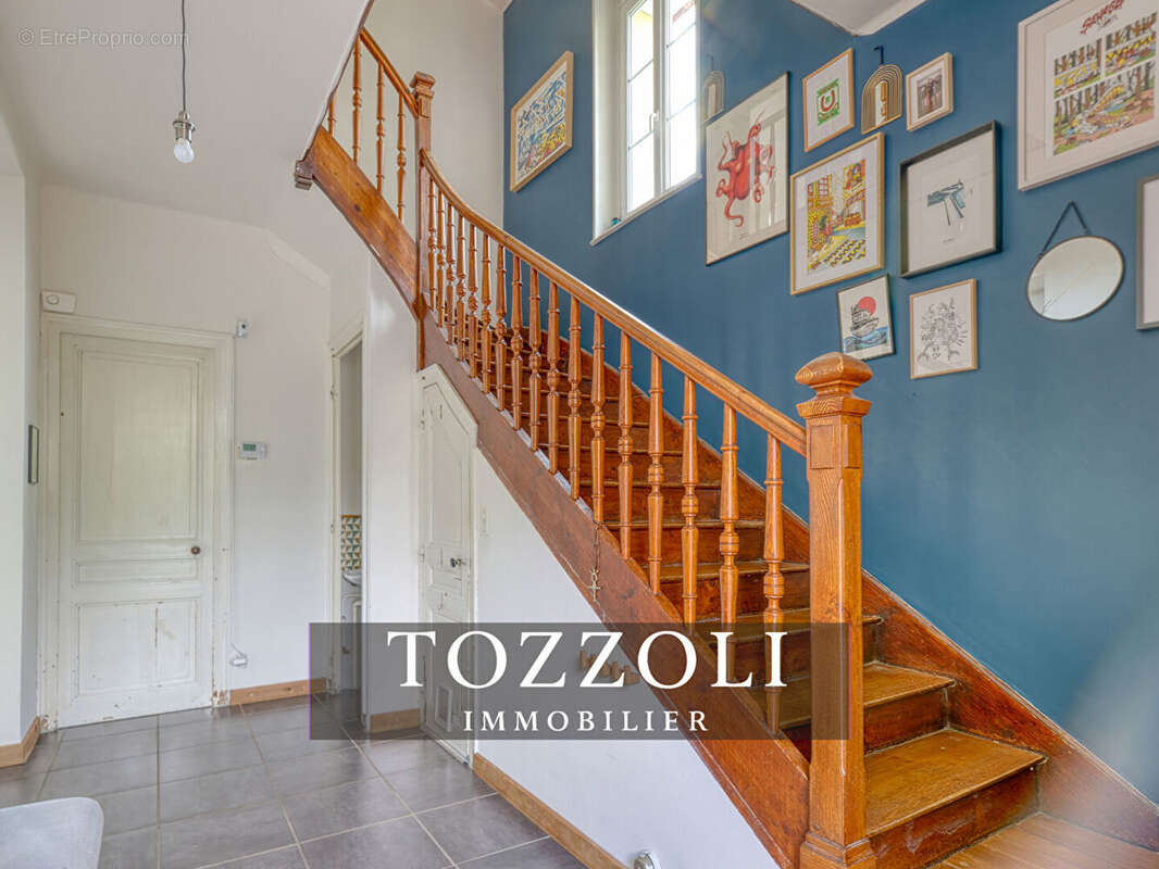 Maison à SAINT-QUENTIN-FALLAVIER