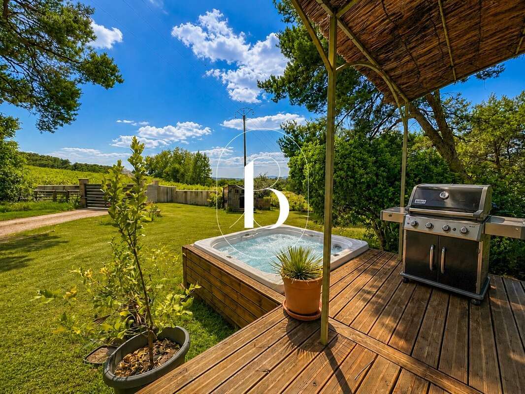 Maison 96 m² à Goudargues  - photo 2