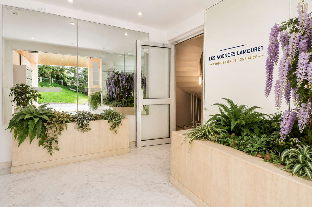 Appartement à MAREIL-MARLY