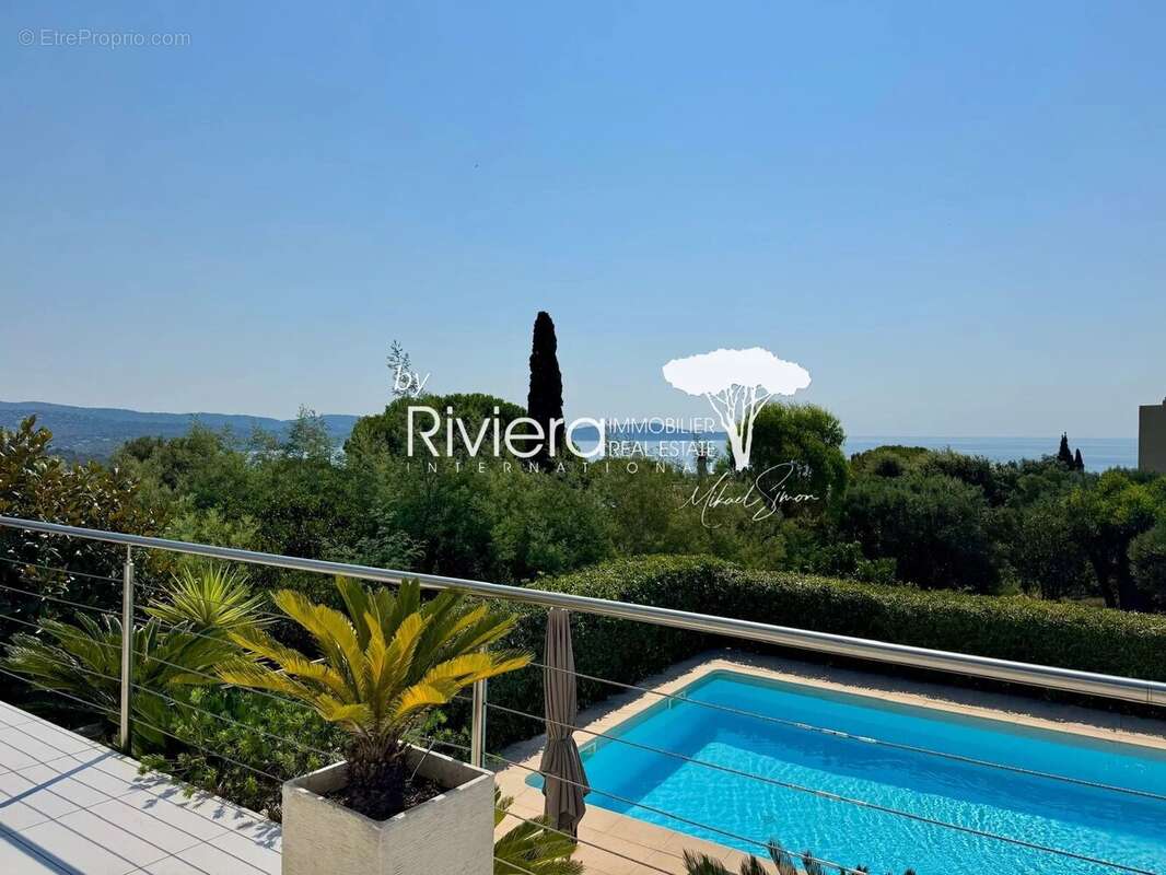 Cavalaire   propriété 309m2 vue mer, piscine & proche plages - photo 2