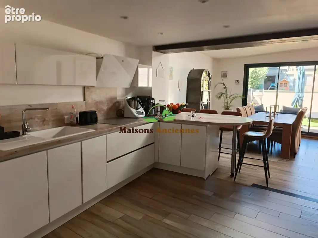 10 mn ouest de bayeux - maison ancienne 6 pp  141 m2 habitables en parfait etat - photo 5