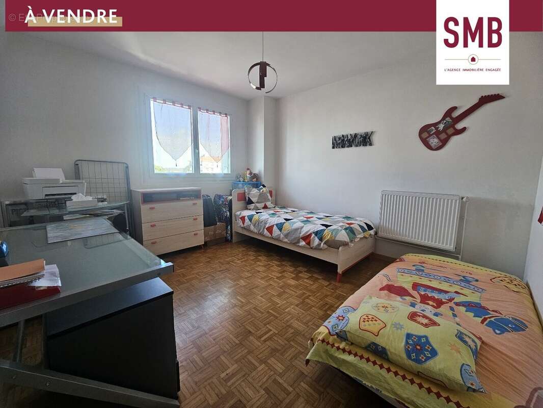 Appartement à LONS