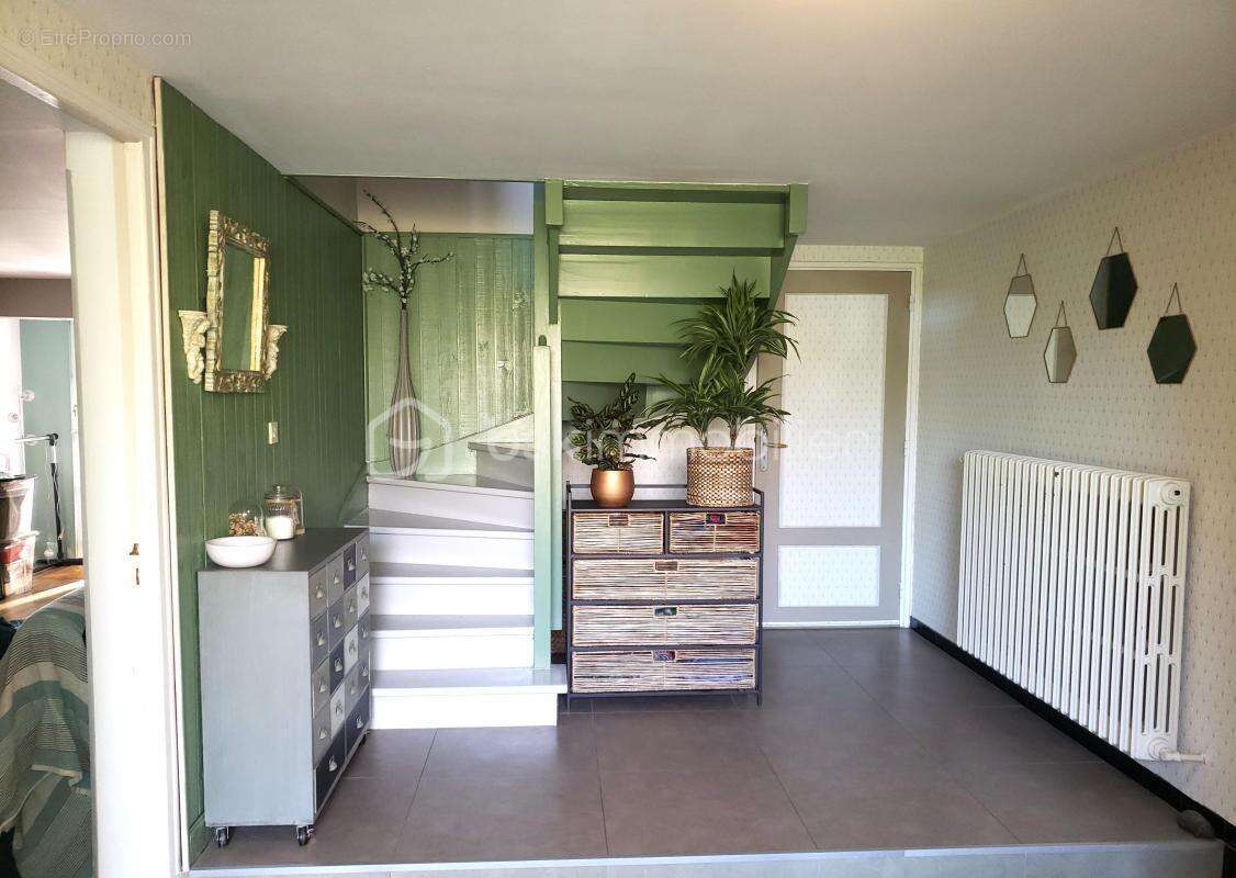 Maison à CHERENG