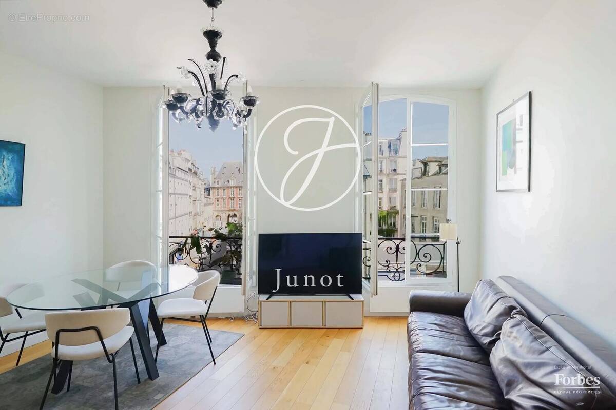 Appartement à PARIS-4E