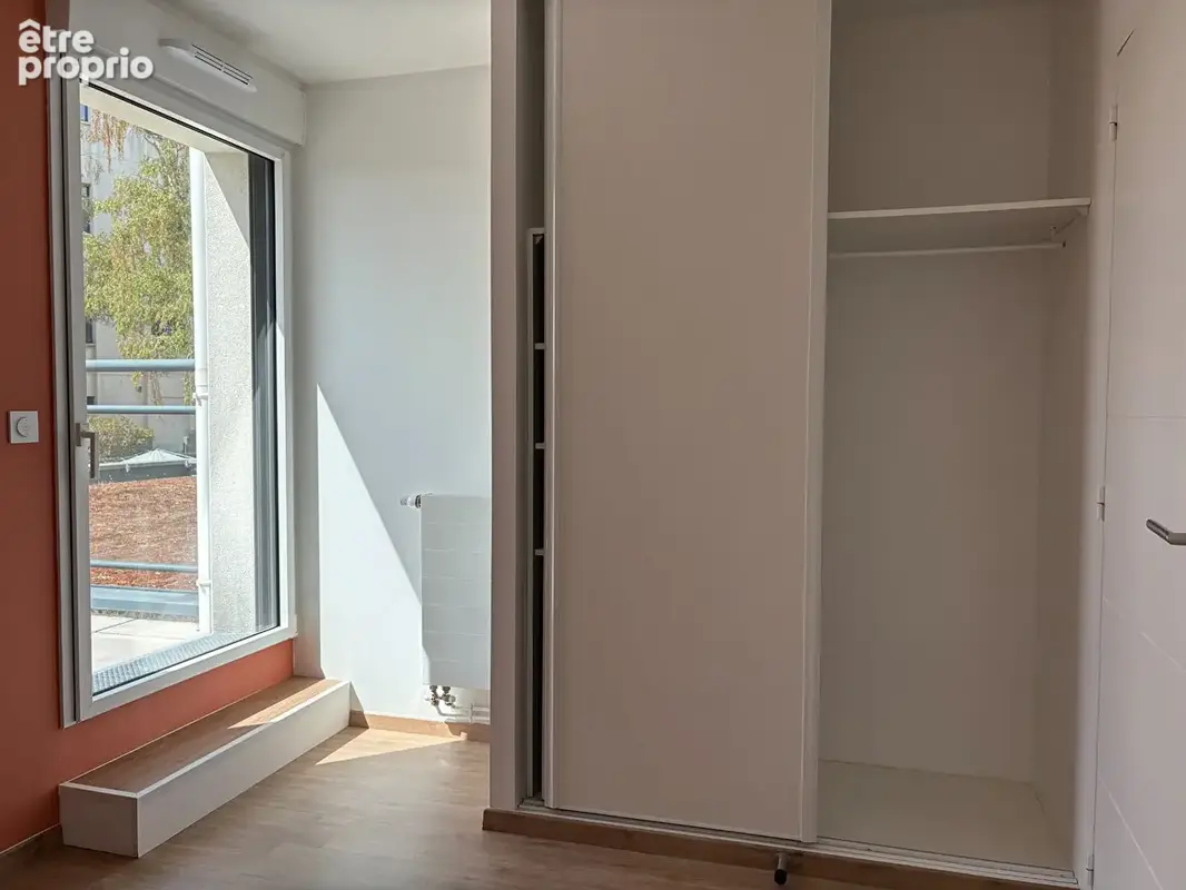 Appartement T3 de 60.80 m² avec deux belles terrasses et un parking - photo 7