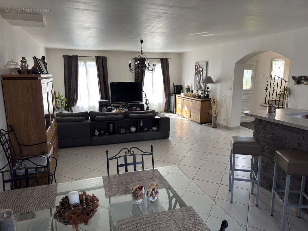 Maison à PACY-SUR-EURE