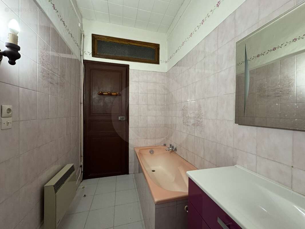Appartement à MEZE