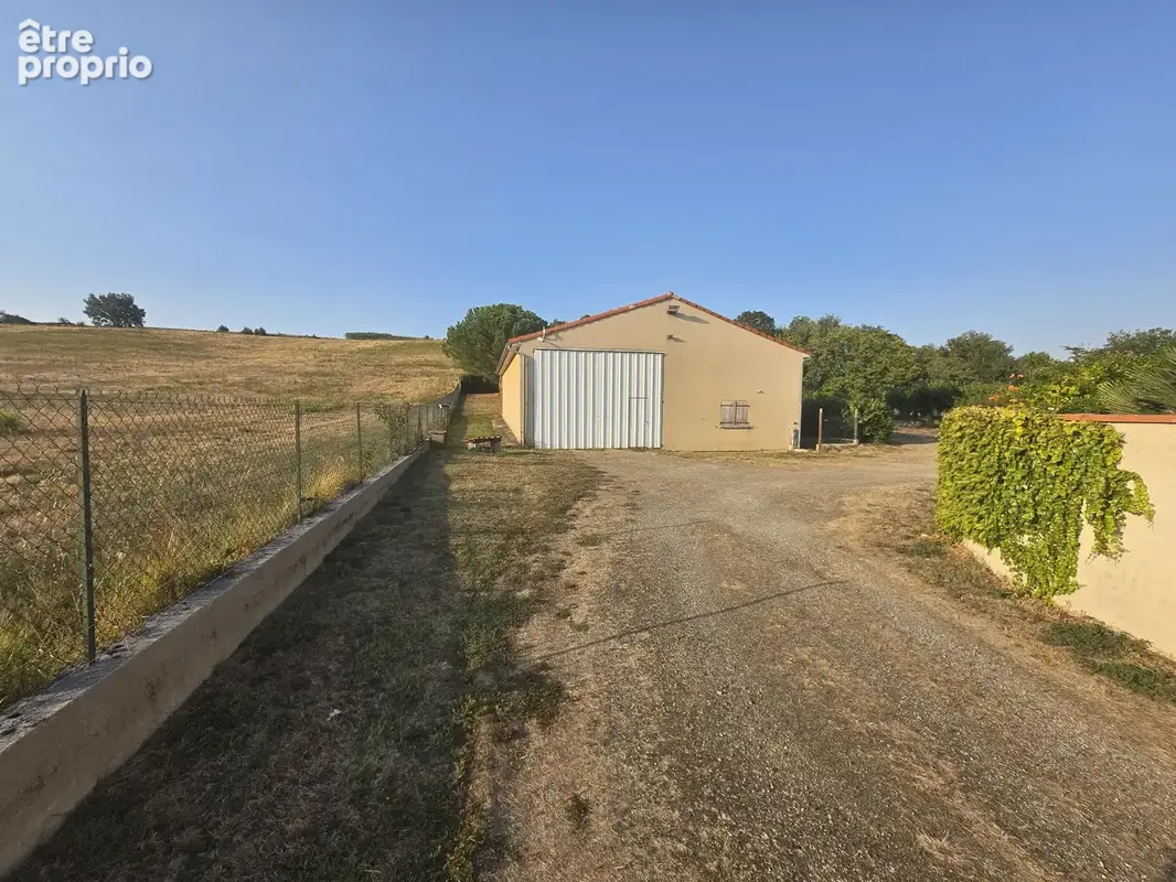 CINTEGABELLE-VILLA 8 pièces 195 m2 et 200 m2 de GARAGE! - photo 16
