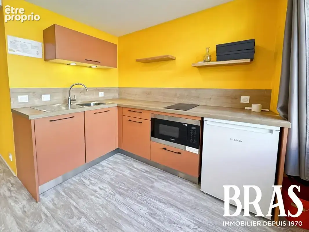 REZE - LOCAL Professionnel - Evolution mixte habitation possible - - photo 4