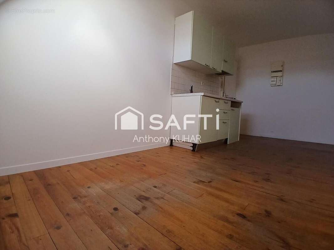 Photo 3 - Appartement à SAINT-AMAND-MONTROND