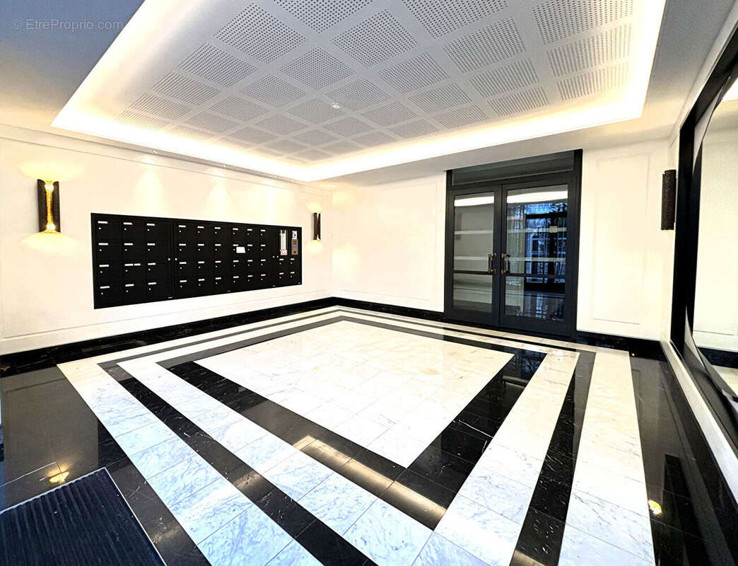 Appartement à LEVALLOIS-PERRET