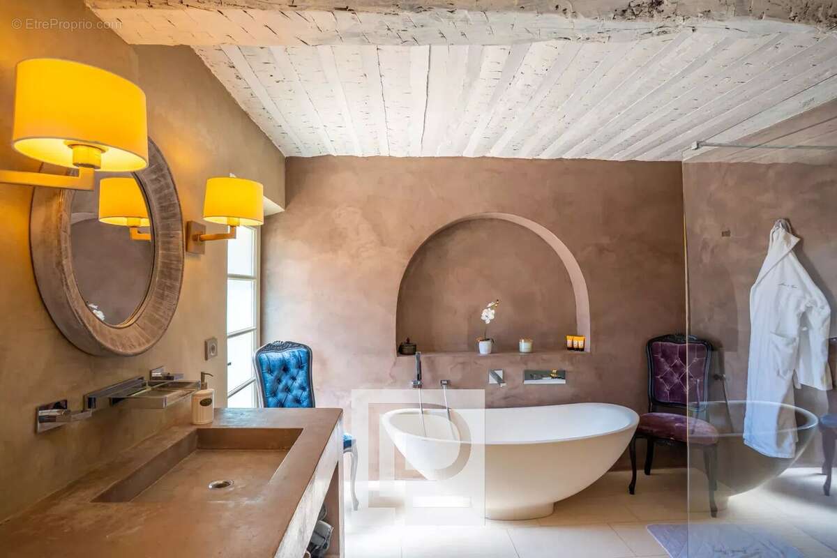 Maison à MOUANS-SARTOUX