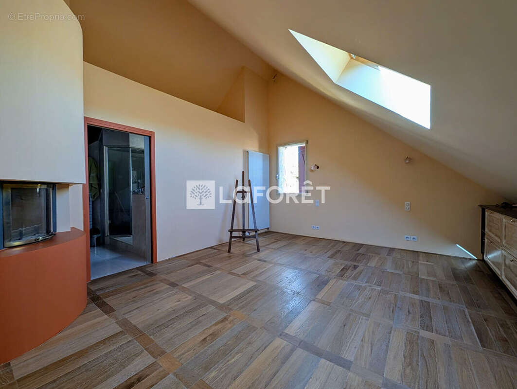 Maison Champcueil 9 pièce(s) 380 m2 - photo 12