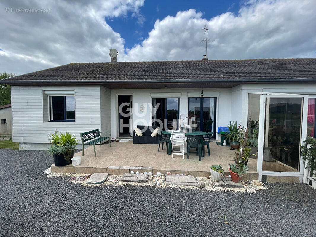 Maison à MARCEY-LES-GREVES