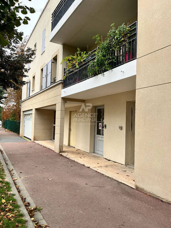 Appartement à MAISONS-LAFFITTE