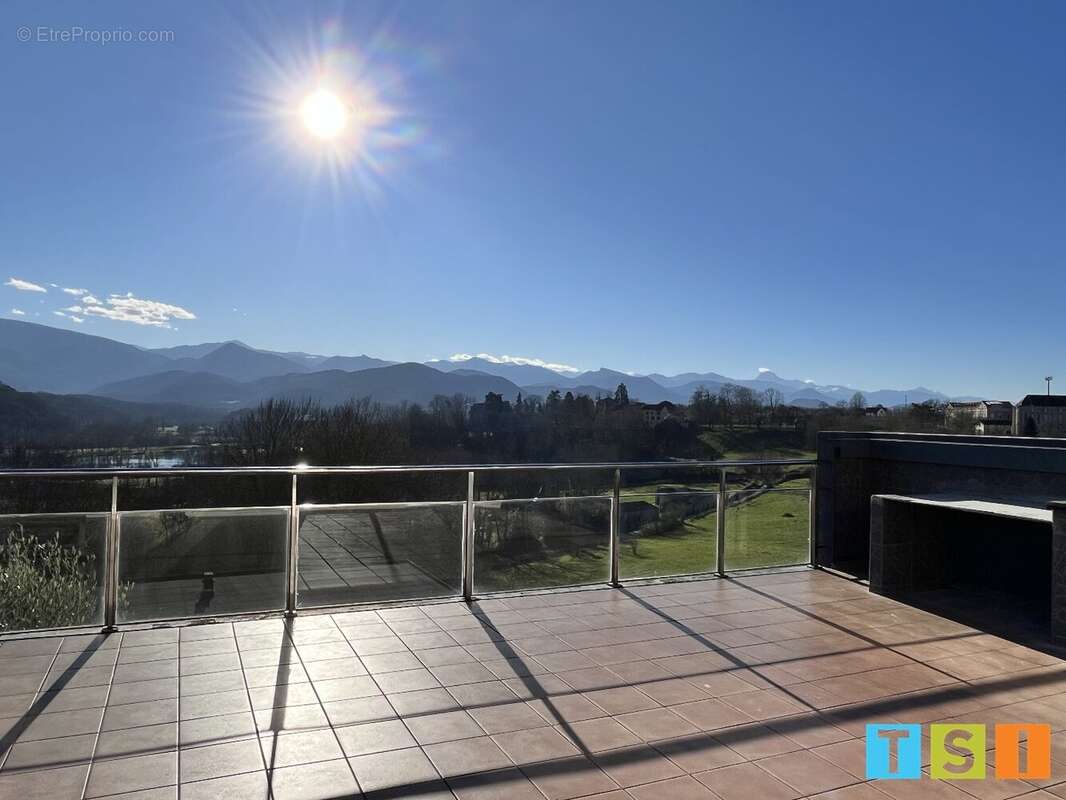 Maison à MONTREJEAU