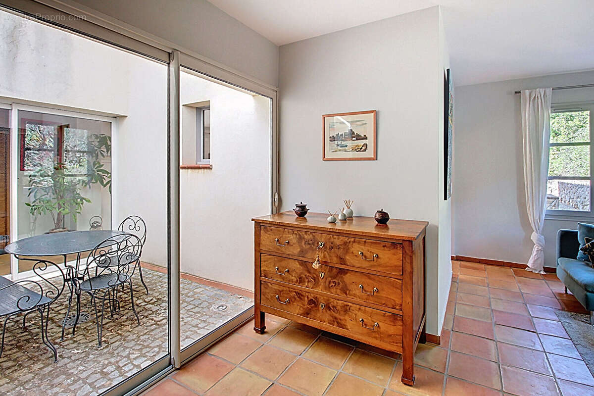 Maison à FIGANIERES