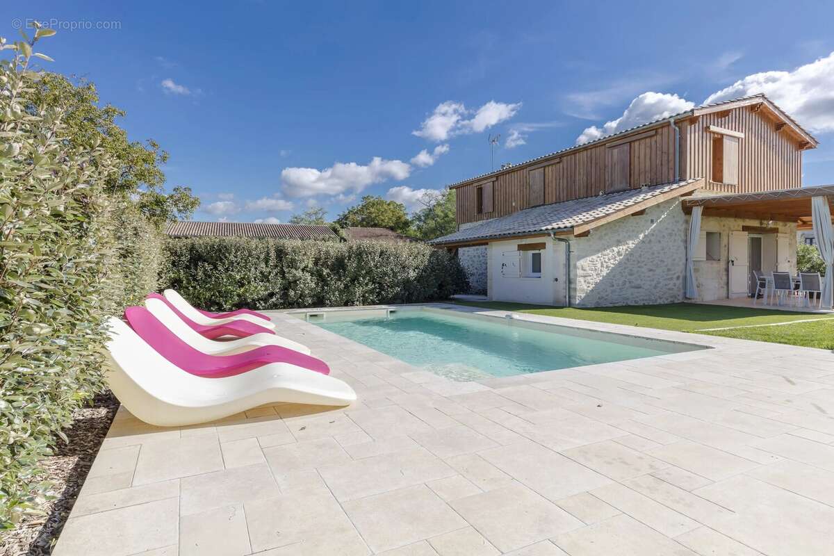 Maison à SAUVETERRE-DE-GUYENNE