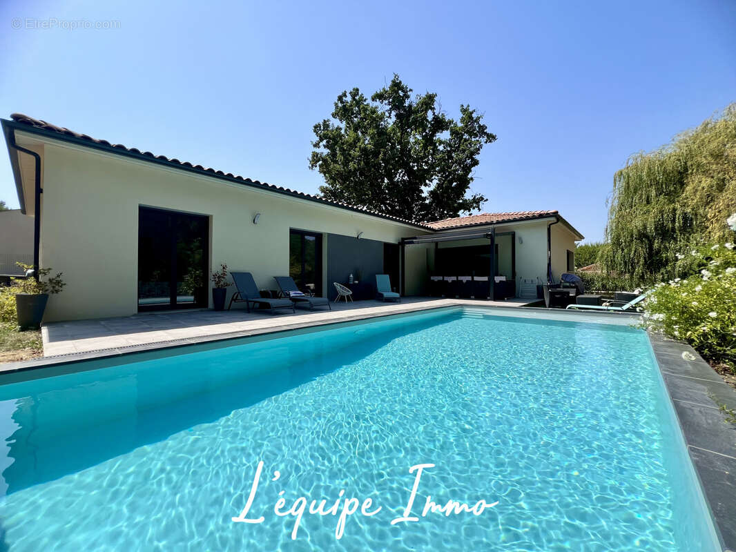 Contemporaine plain pied 154m2 sur 935m2 de terrain - photo 17