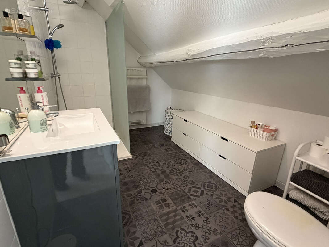 Maison à BAZAINVILLE