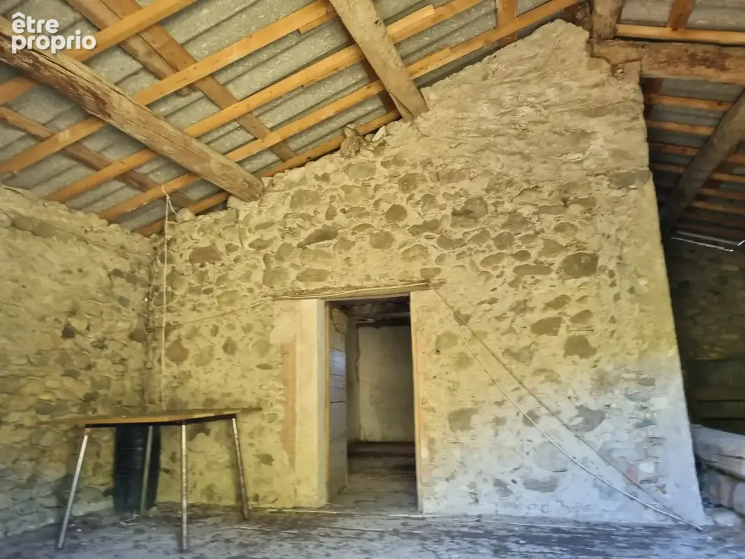 Maison ancienne à rénover sur 30 hectares environ - photo 25