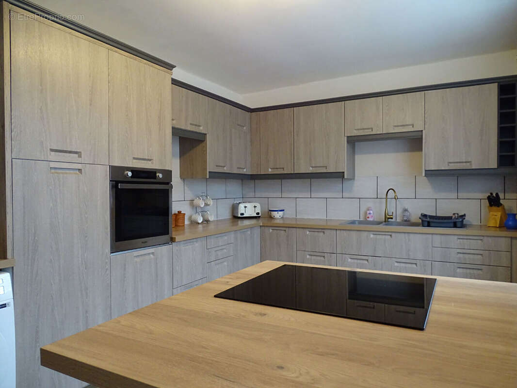 Maison à CARHAIX-PLOUGUER