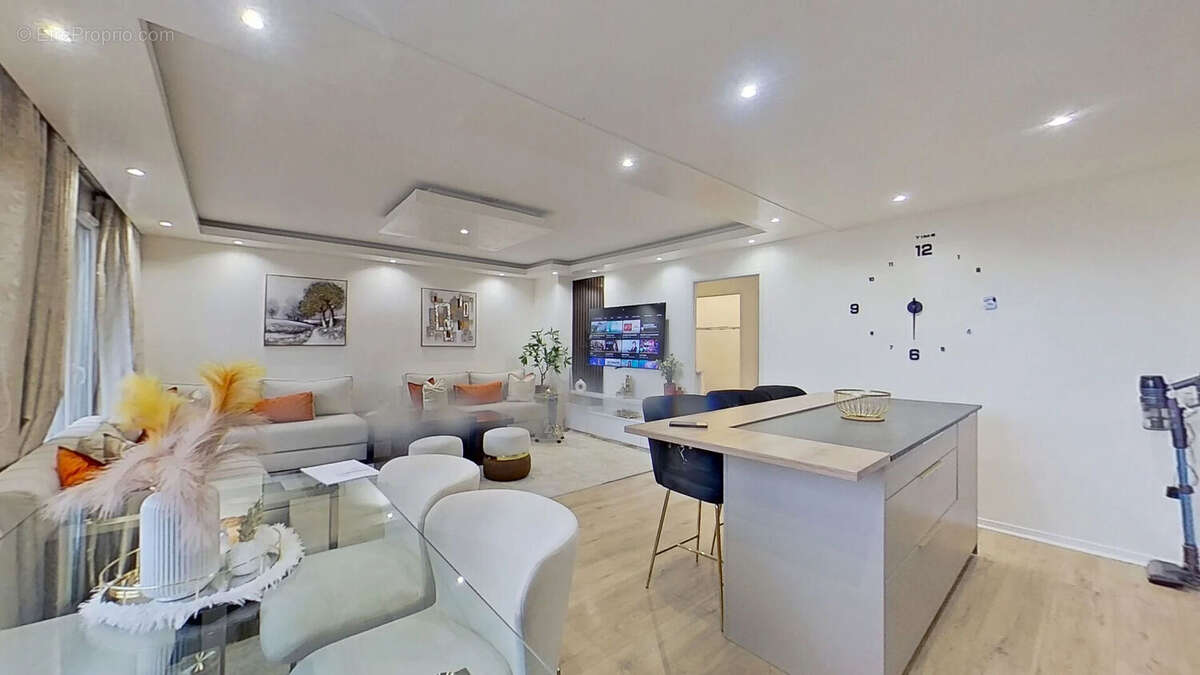 Appartement à LE BLANC-MESNIL