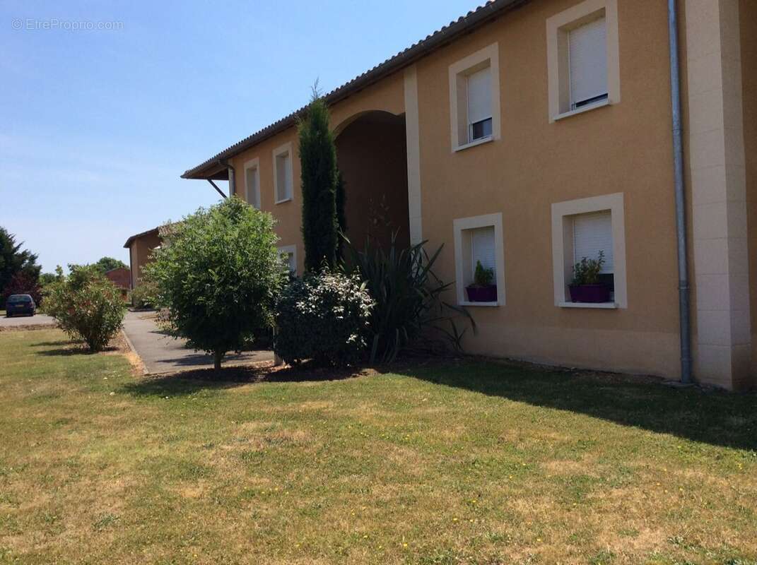 Appartement à SAINTE-BAZEILLE