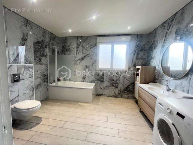 Maison à VAL-DE-REUIL