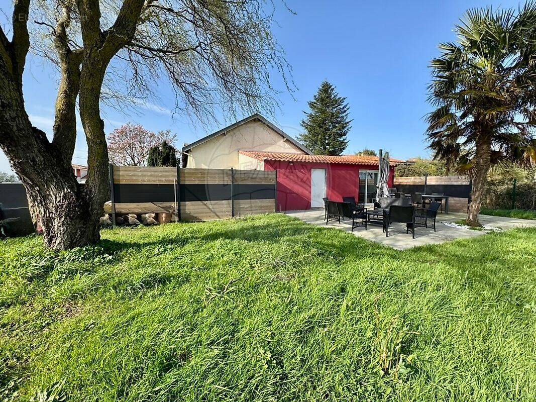 Maison à LE LOROUX-BOTTEREAU