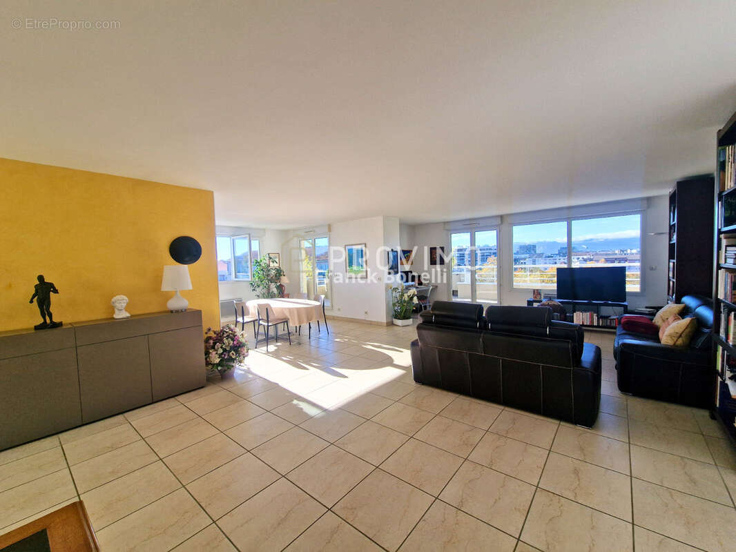 Appartement à ANNEMASSE