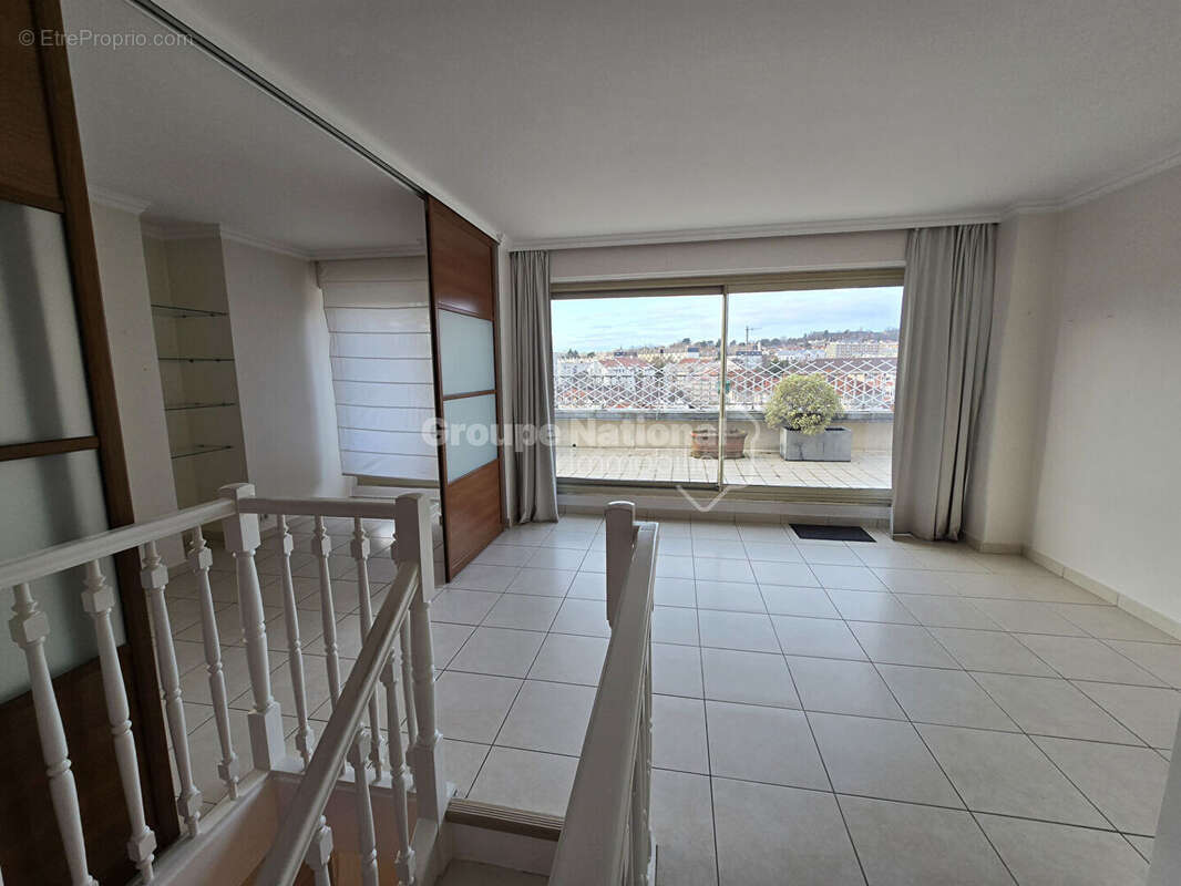 Appartement à VERSAILLES