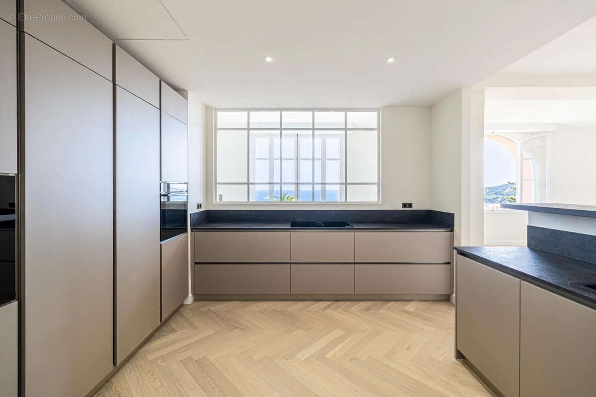 Appartement à BEAULIEU-SUR-MER