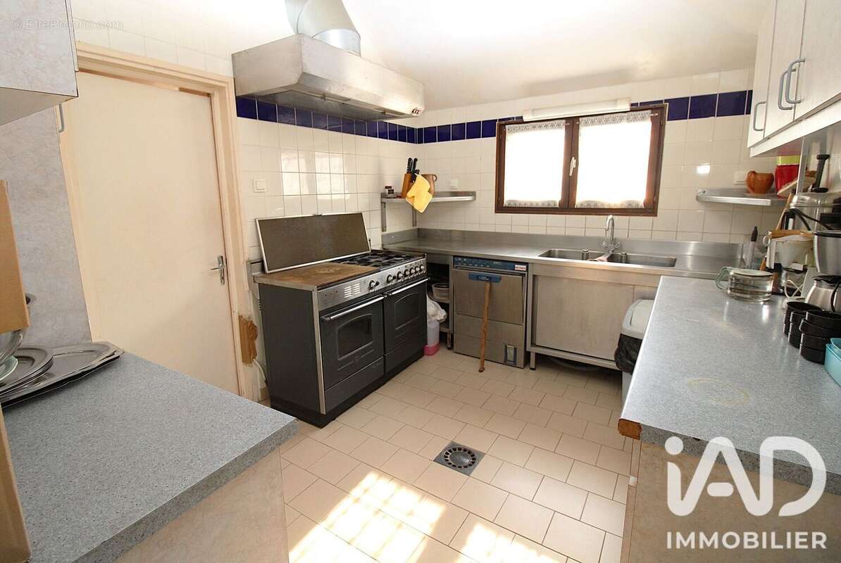 Maison 106 m² à Villermain  - photo 7