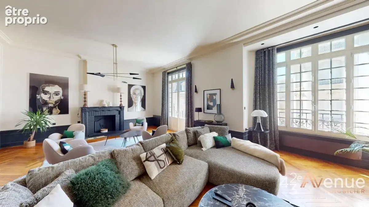Appartement à SAINT-ETIENNE